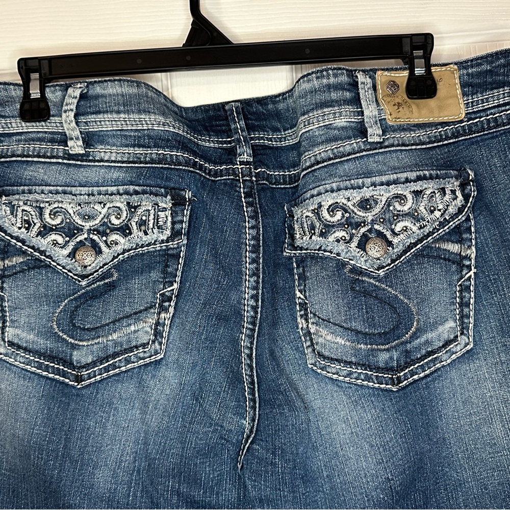 Silver Jeans Women’s Suki Surplus Jeans Size 22 Dark Wash Excellent Condition - Picture 4 of 8